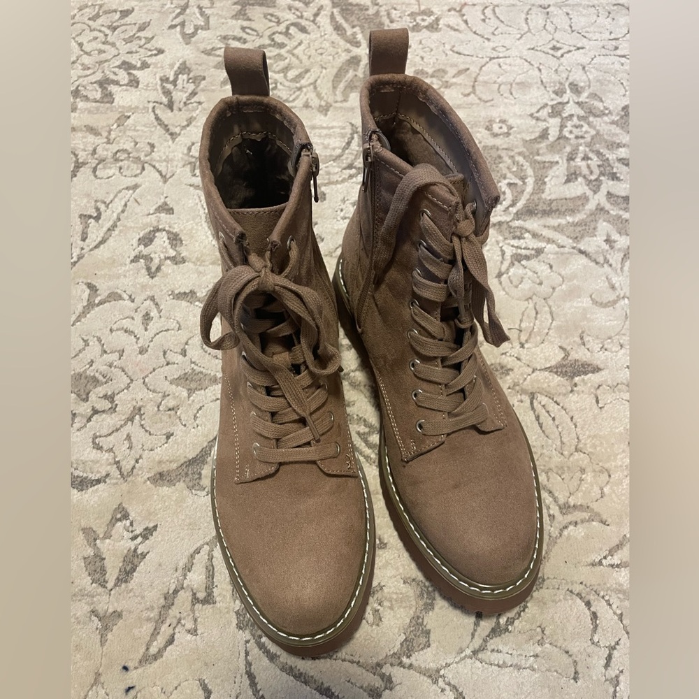 Madden Girl Kurt combat boot